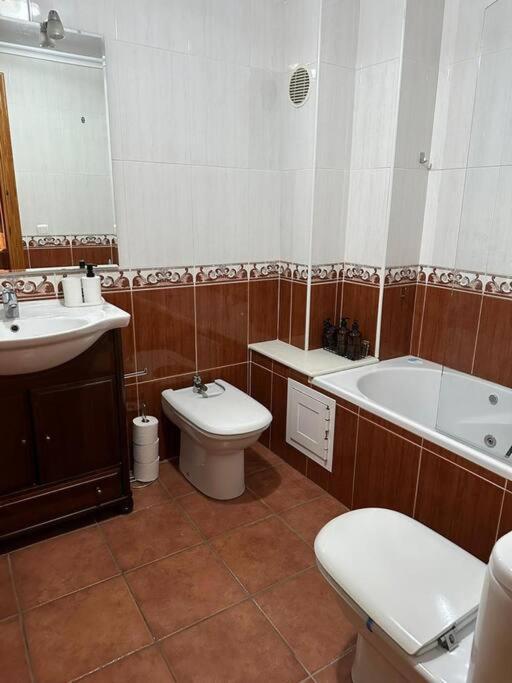 Castle House Xativa Apartment ภายนอก รูปภาพ