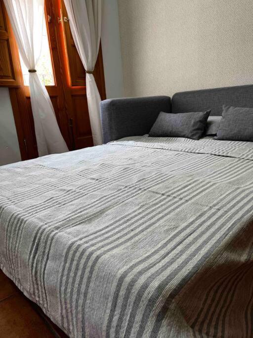 Castle House Xativa Apartment ภายนอก รูปภาพ